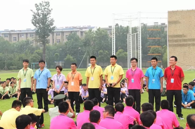 泰安供电公司组织青年员工开展拓展训练活动